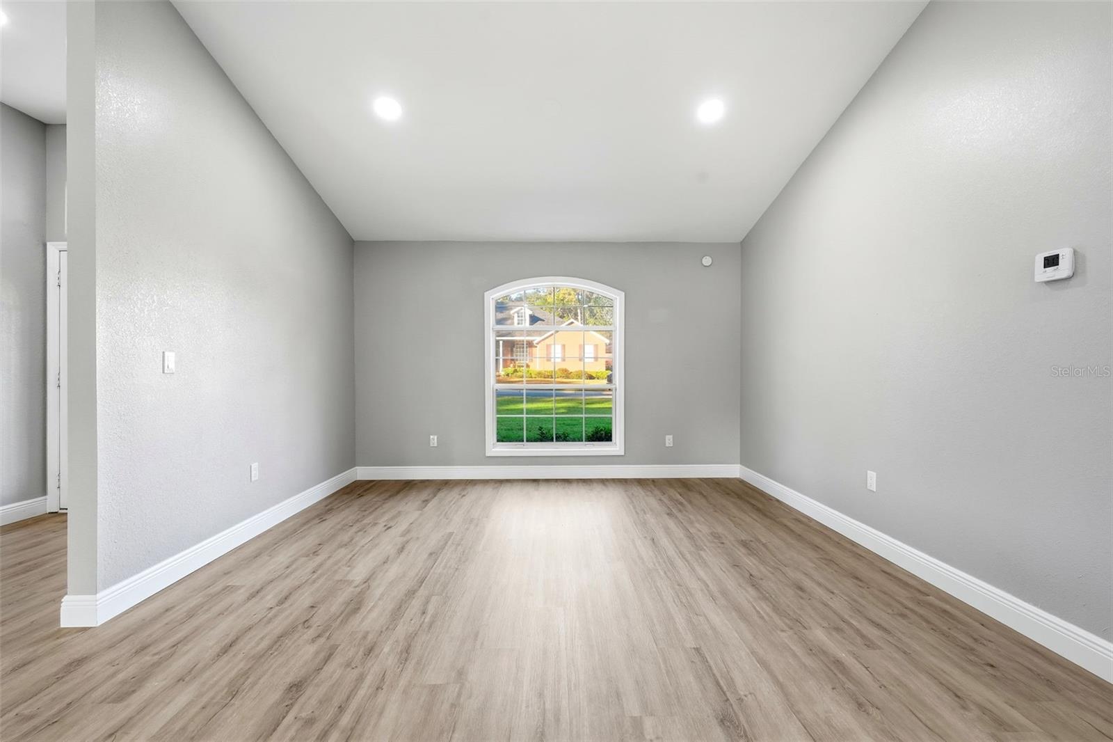 ROSEWOODS - Residential