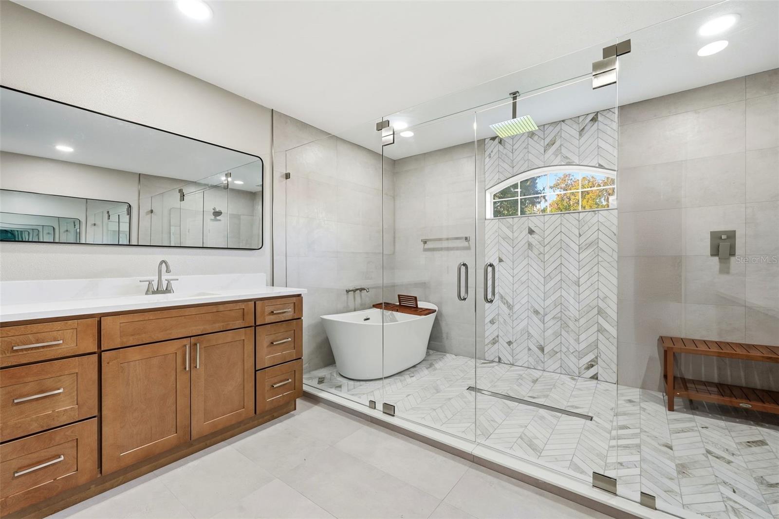 ROSEWOODS - Residential