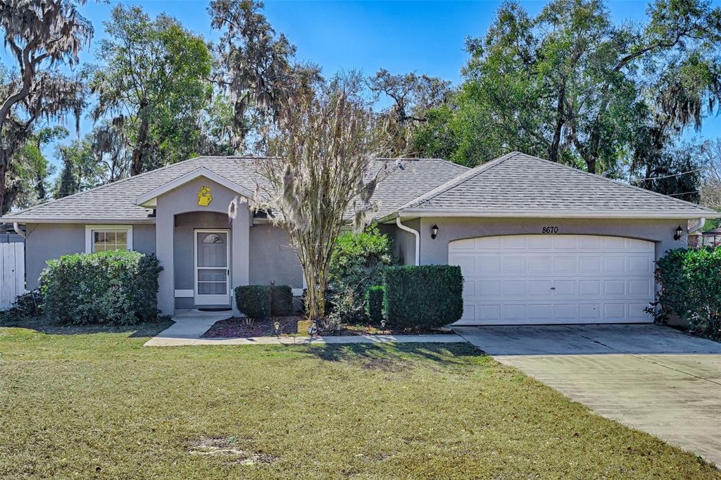 Photo of 8670 Juniper Road, Ocala, FL 34480 (MLS # GC537180)