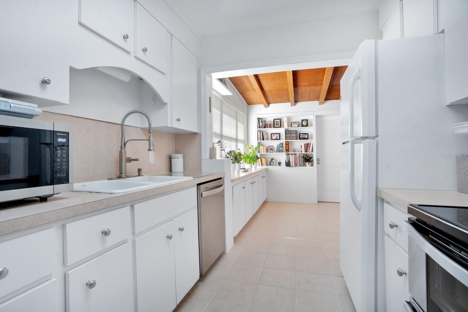 CLEVELAND HEIGHTS - Residential
