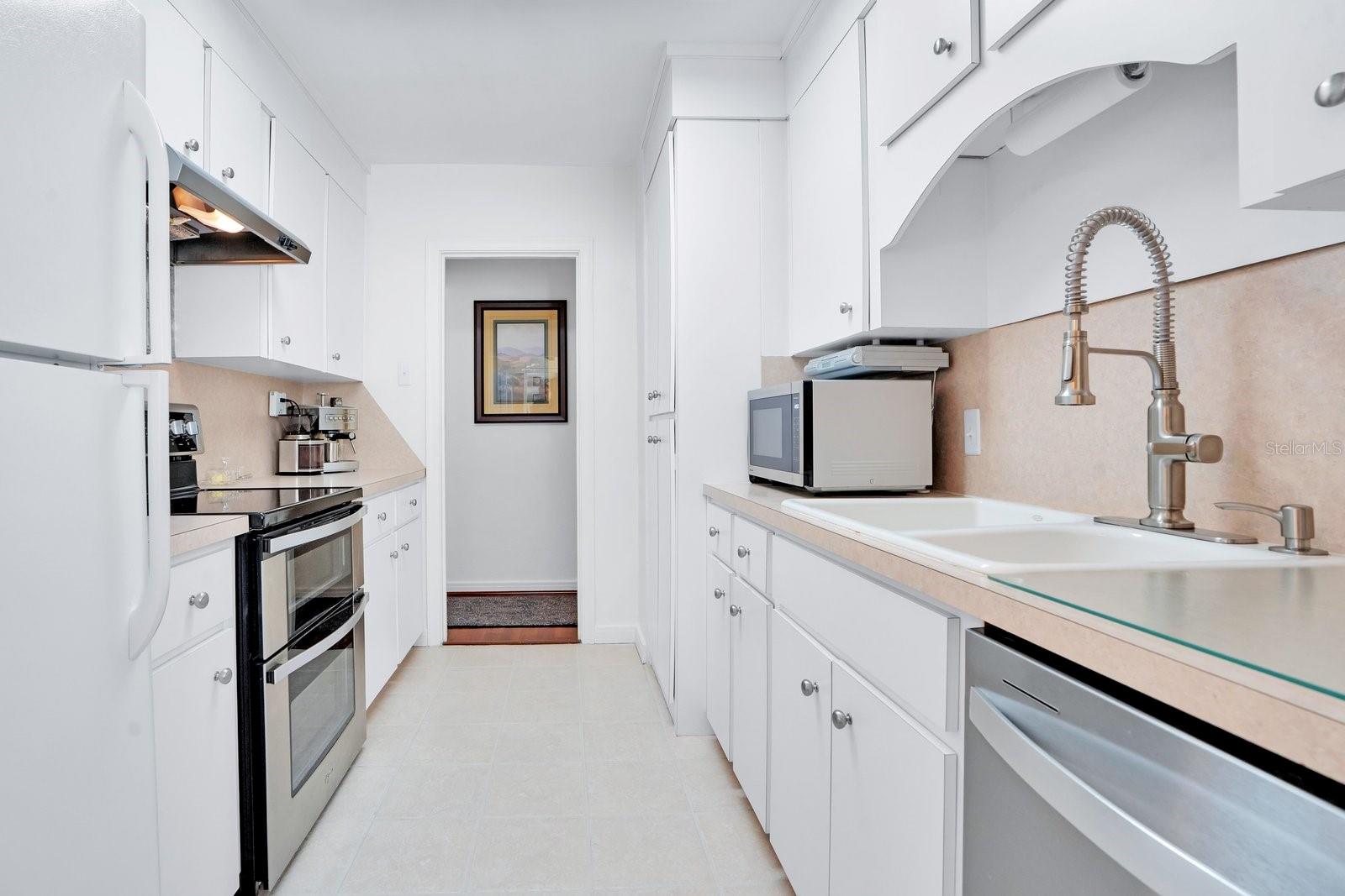 CLEVELAND HEIGHTS - Residential