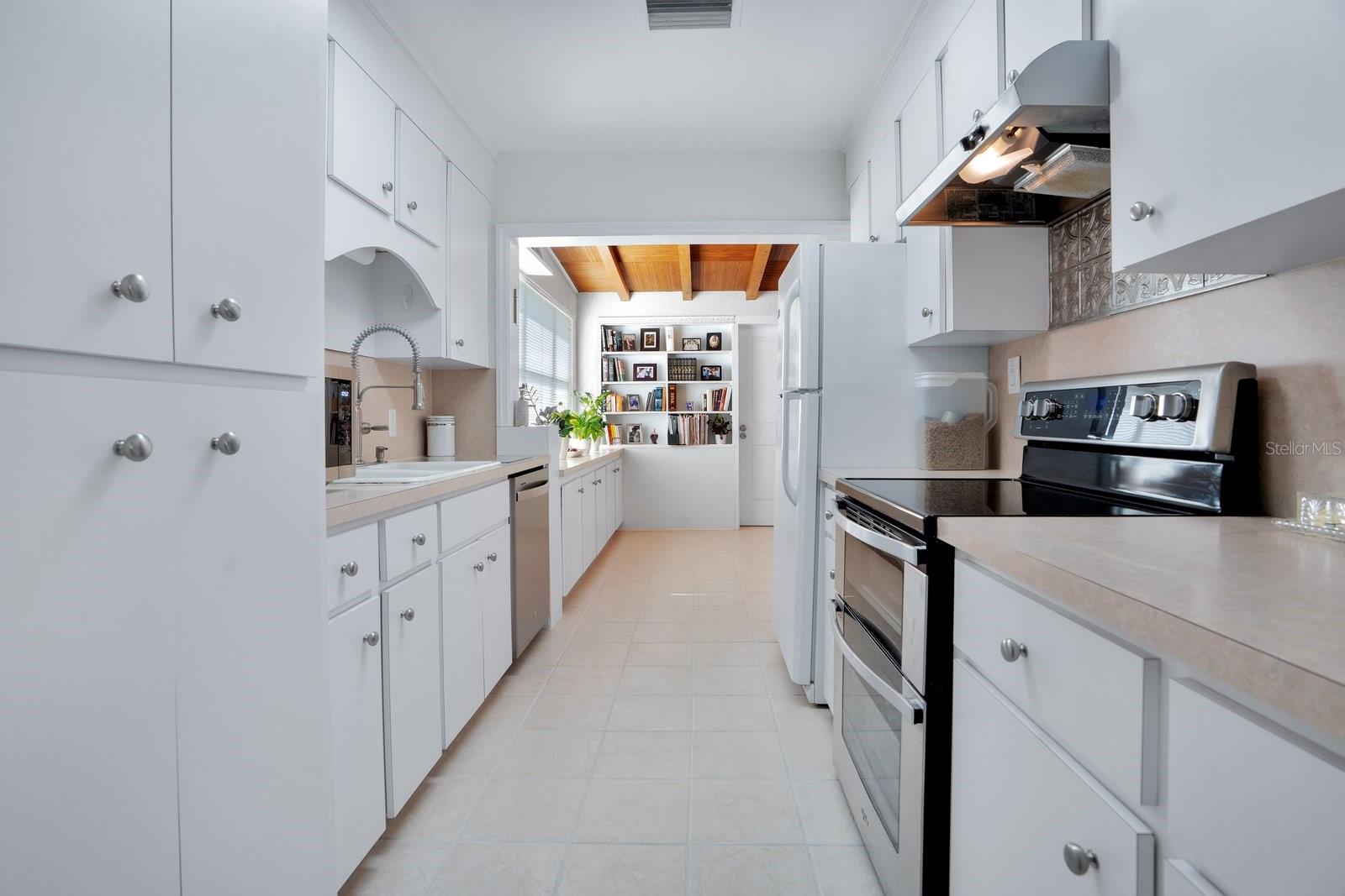 CLEVELAND HEIGHTS - Residential