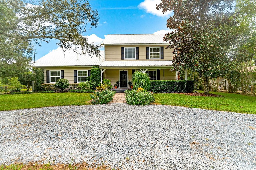 Photo of 29249 Wilpayne Road, Brooksville, FL 34602 (MLS # TB8529352)