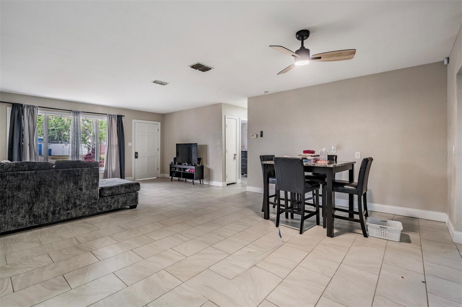 OLDSMAR COUNTRY CLUB ESTATES SEC 3 - Residential