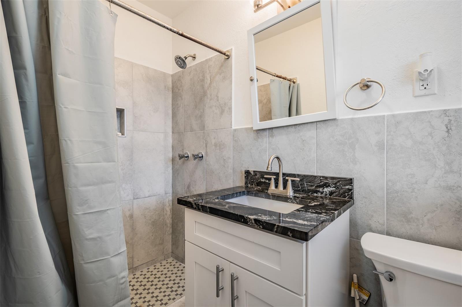 OLDSMAR COUNTRY CLUB ESTATES SEC 3 - Residential