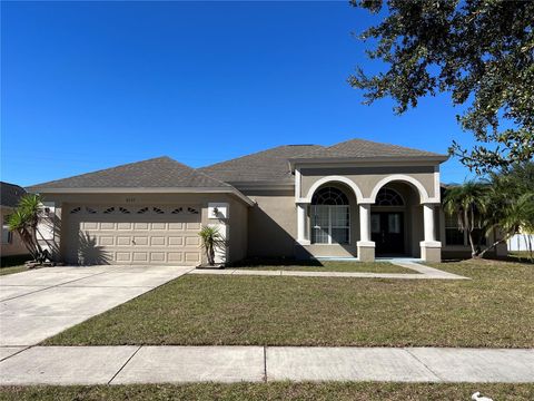 Photo of 4637 Huron Bay Circle, Kissimmee, FL 34759 (MLS # S5136549)