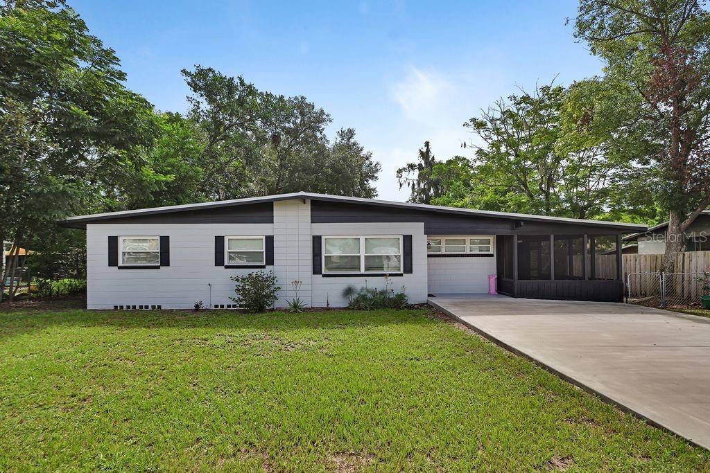 Photo 1 of 21 — 1211 N BOSTON AVENUE, DELAND, FL 32724