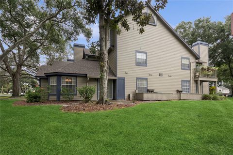 A home in LAKE MARY