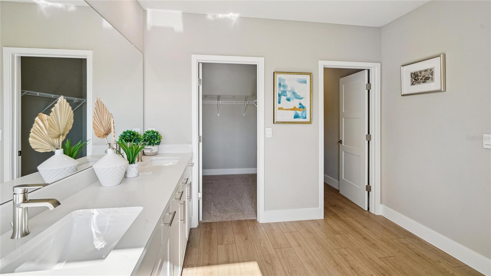 BUCHANAN TRAILS - Residential