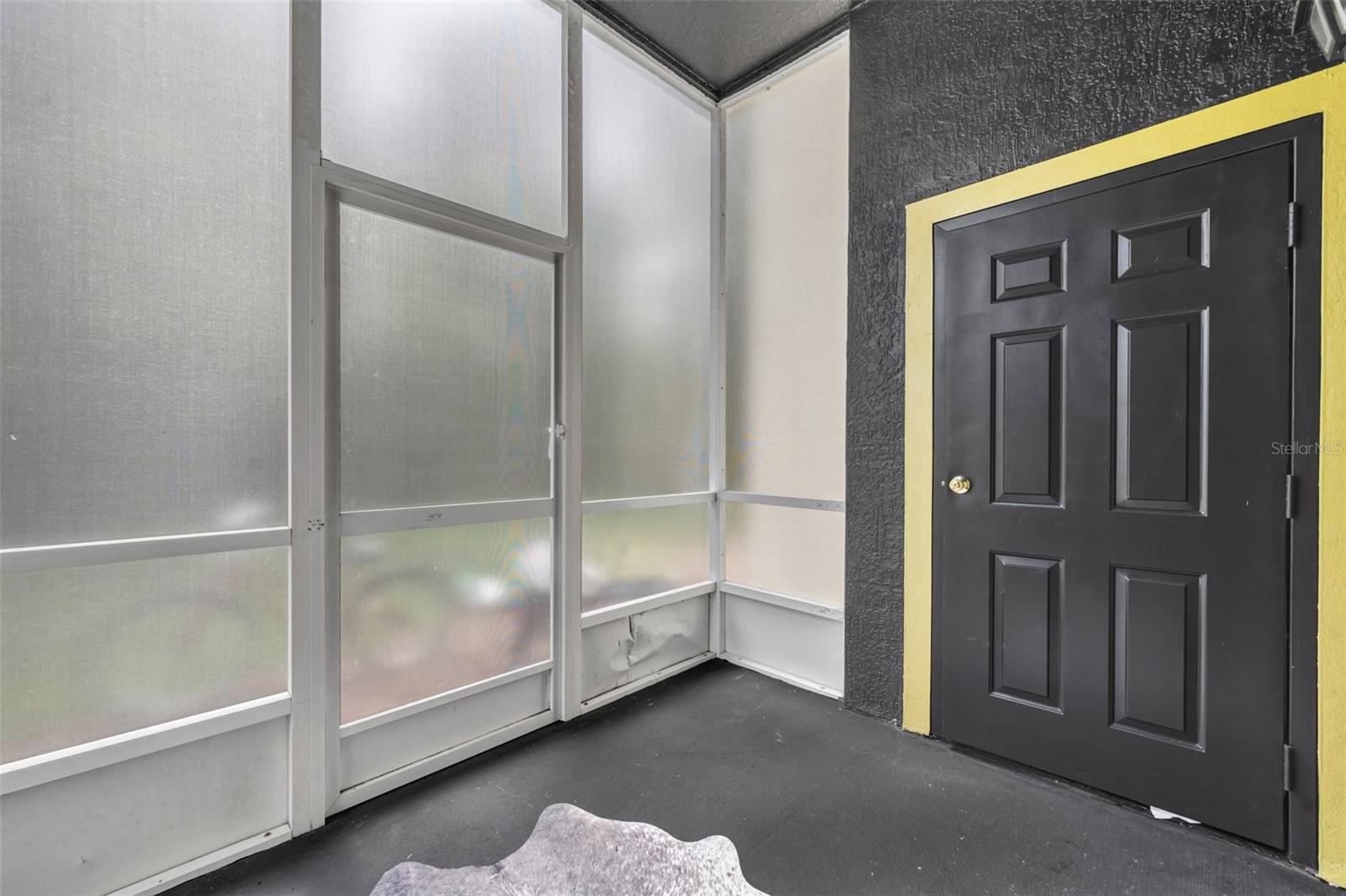 HUNTERS POINTE AT HUNTERS RESERVE A CONDO - Residential