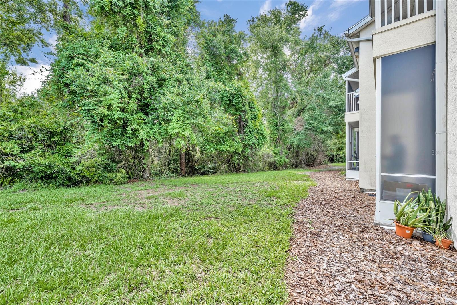 HUNTERS POINTE AT HUNTERS RESERVE A CONDO - Residential