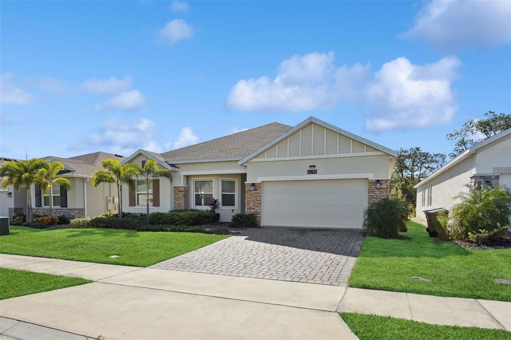 Photo of 6298 Lakepine Street, Saint Cloud, FL 34771 (MLS # O6358743)