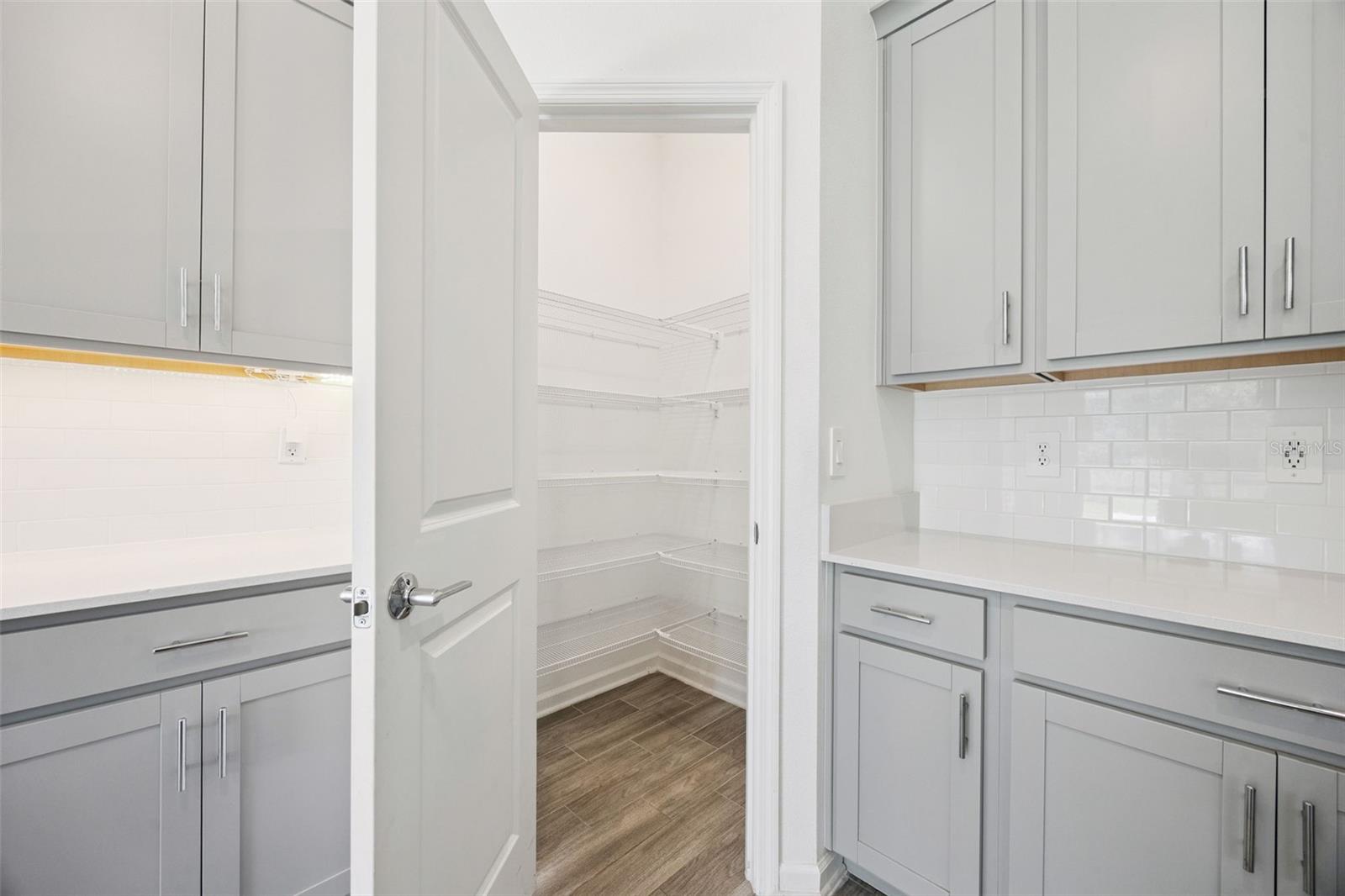 PINE GLEN - Residential