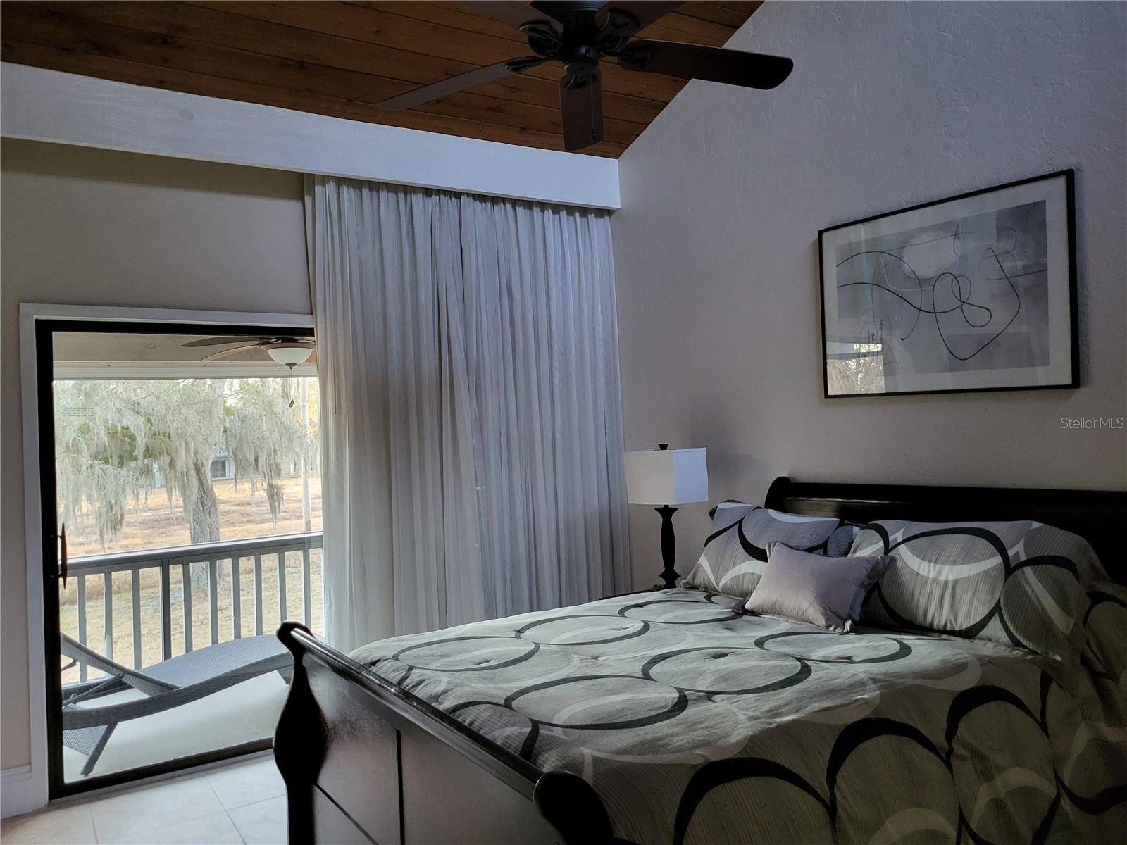 GRENELEFE CAMELOT CONDO PH 03 - Residential