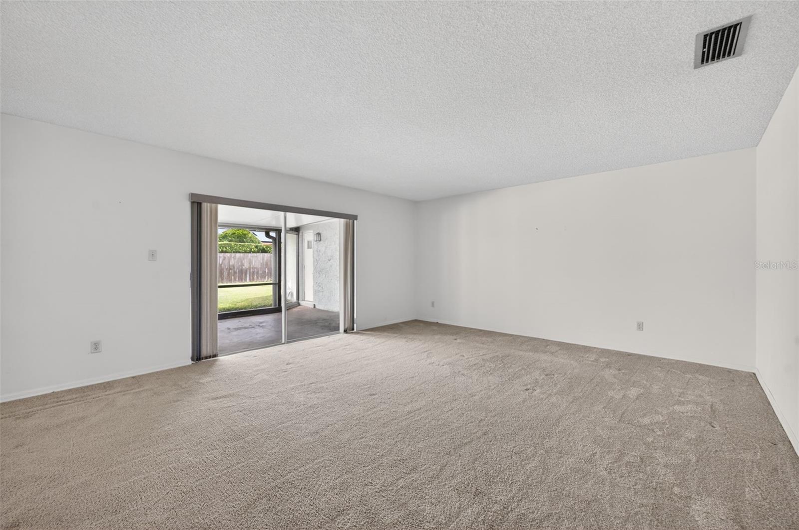 151 WHITE OAK CIRCLE