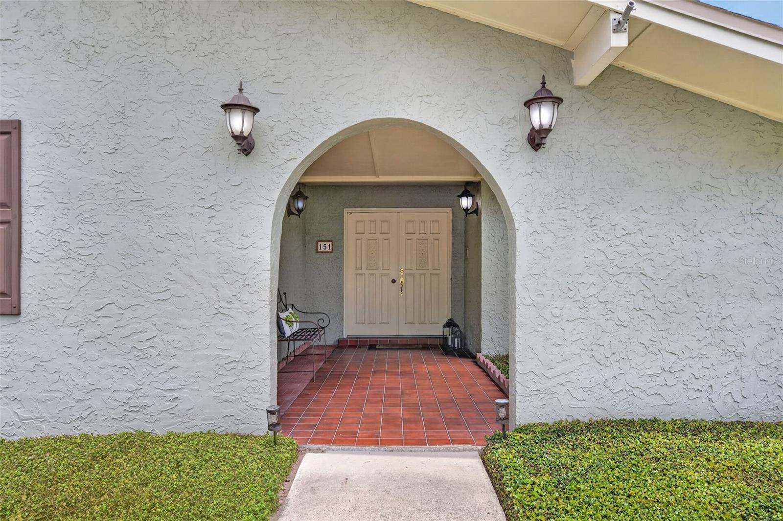 151 WHITE OAK CIRCLE