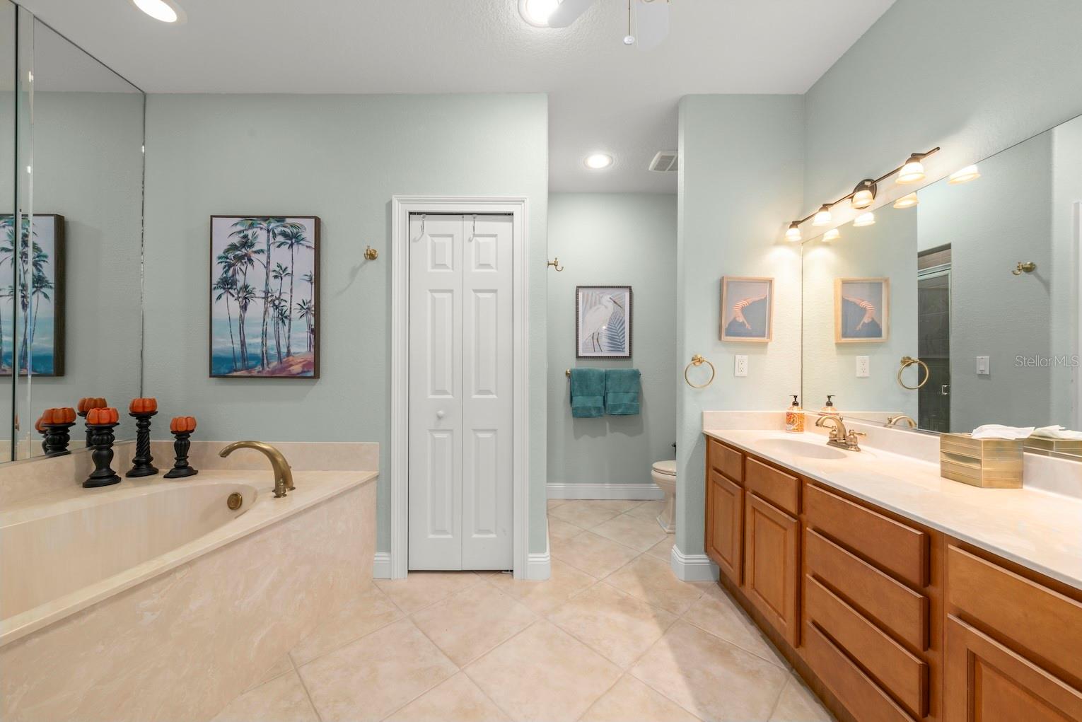 BLACKBURN HARBOR WATERFRONT VI - Residential