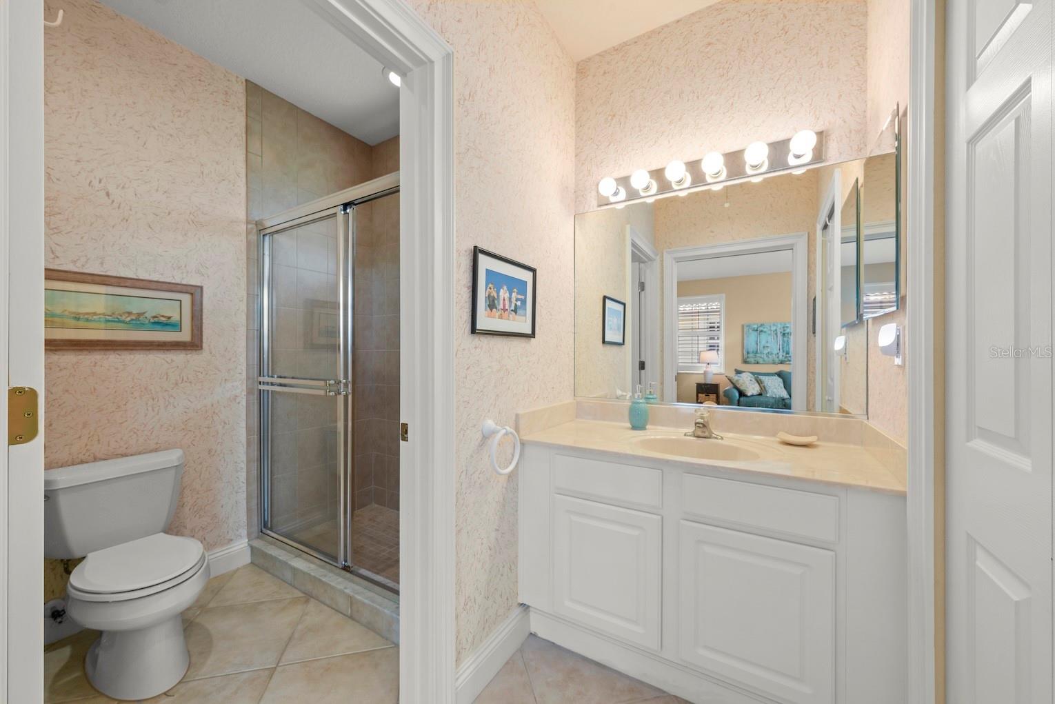 BLACKBURN HARBOR WATERFRONT VI - Residential