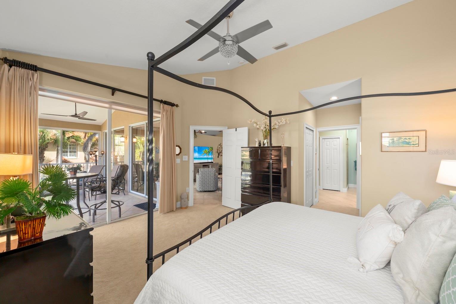 BLACKBURN HARBOR WATERFRONT VI - Residential