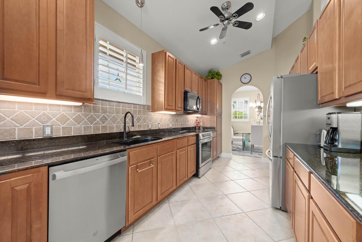 BLACKBURN HARBOR WATERFRONT VI - Residential