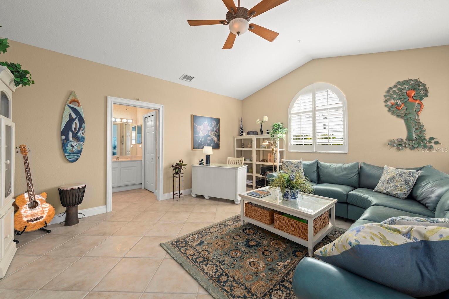 BLACKBURN HARBOR WATERFRONT VI - Residential