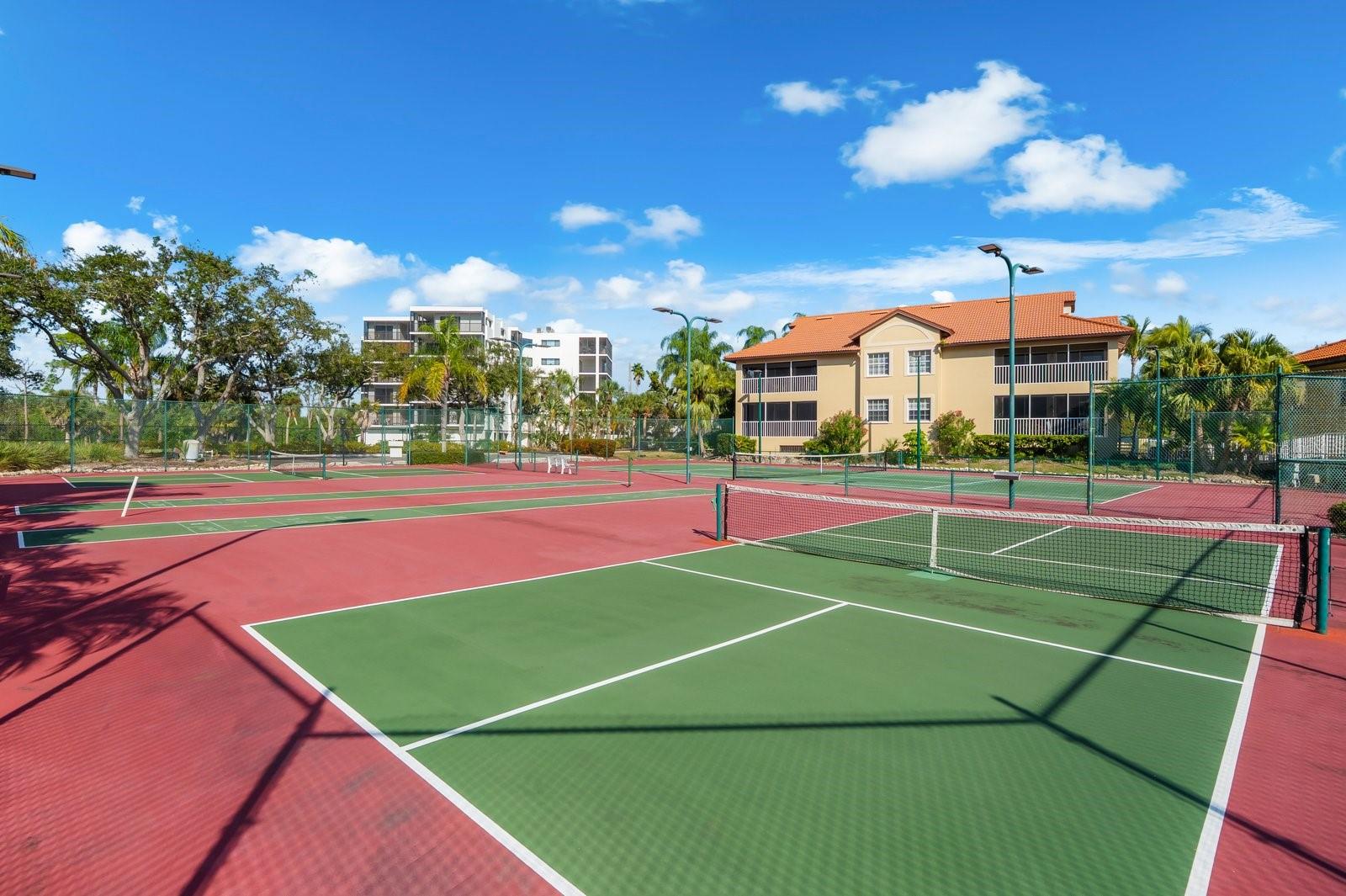 BLACKBURN HARBOR WATERFRONT VI - Residential