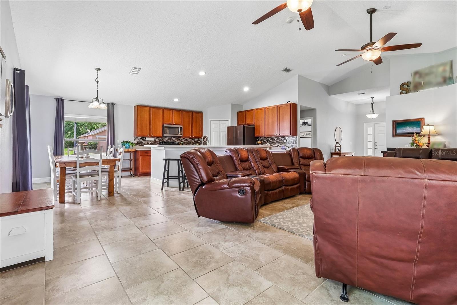 TAVARES CHELSEA OAKS - Residential