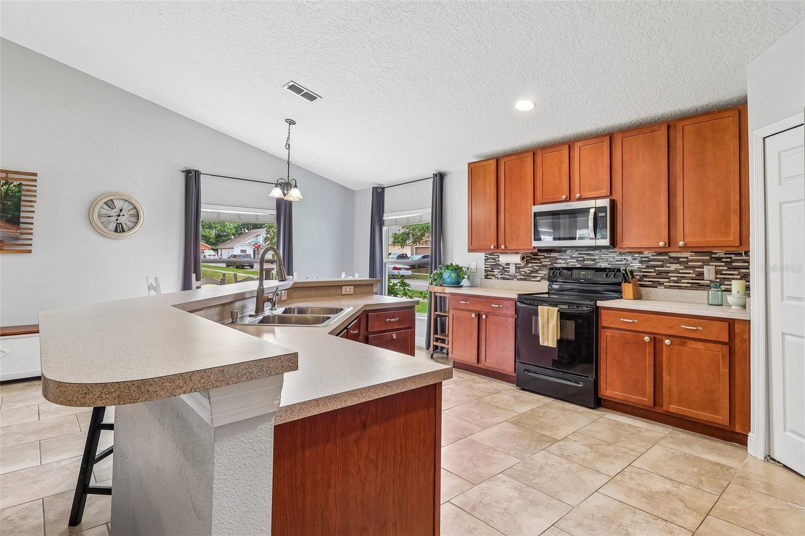 TAVARES CHELSEA OAKS - Residential