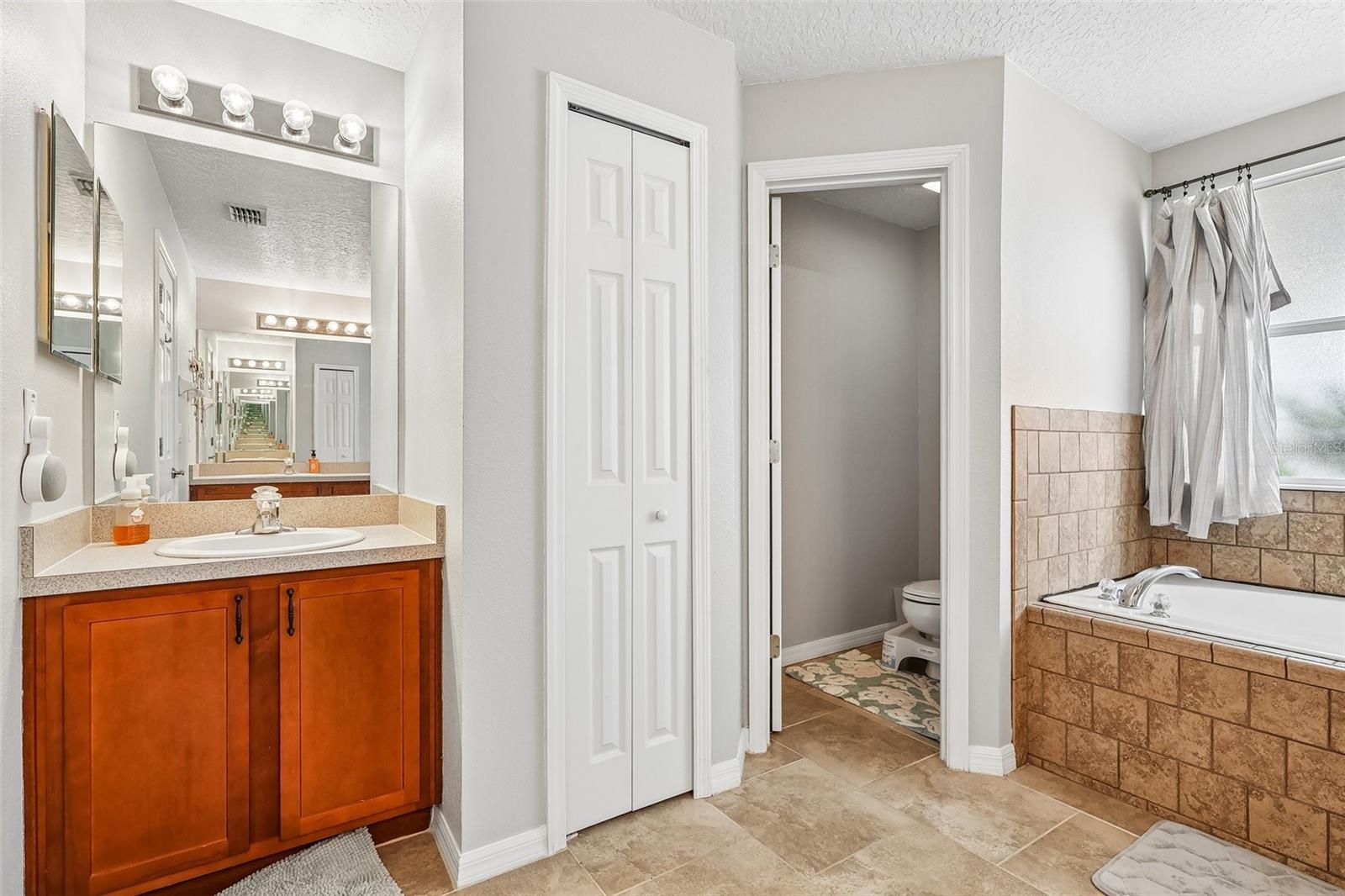 TAVARES CHELSEA OAKS - Residential