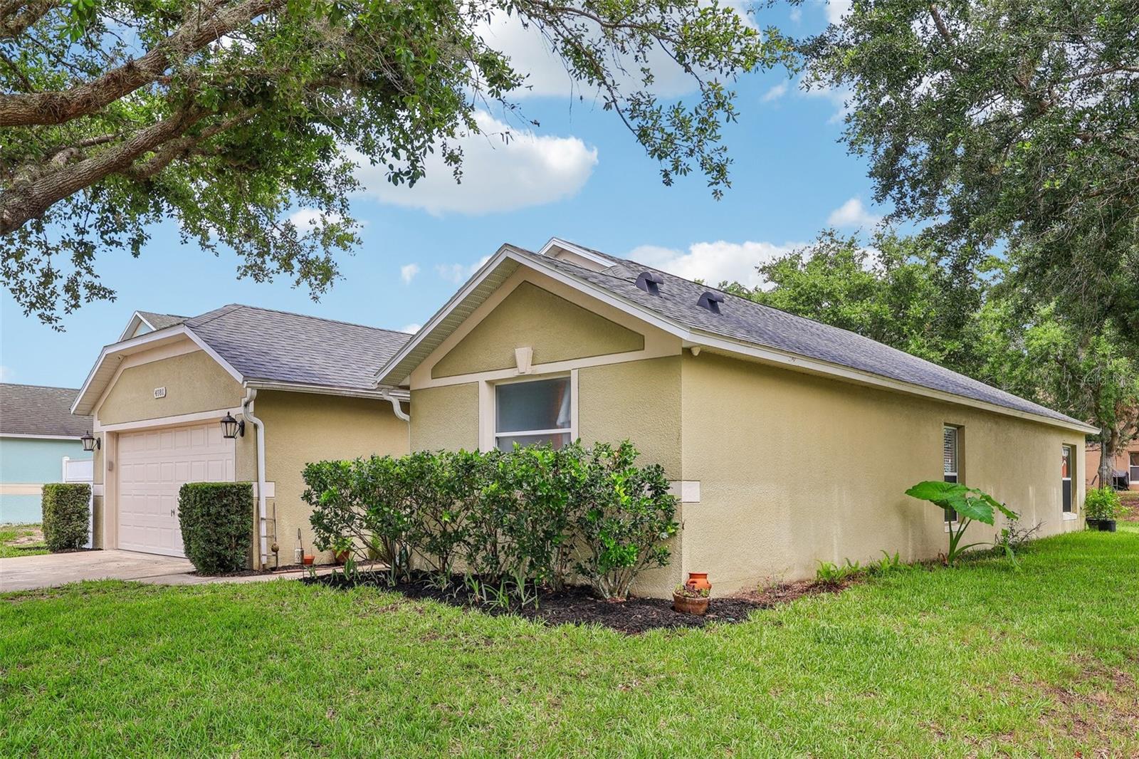 TAVARES CHELSEA OAKS - Residential
