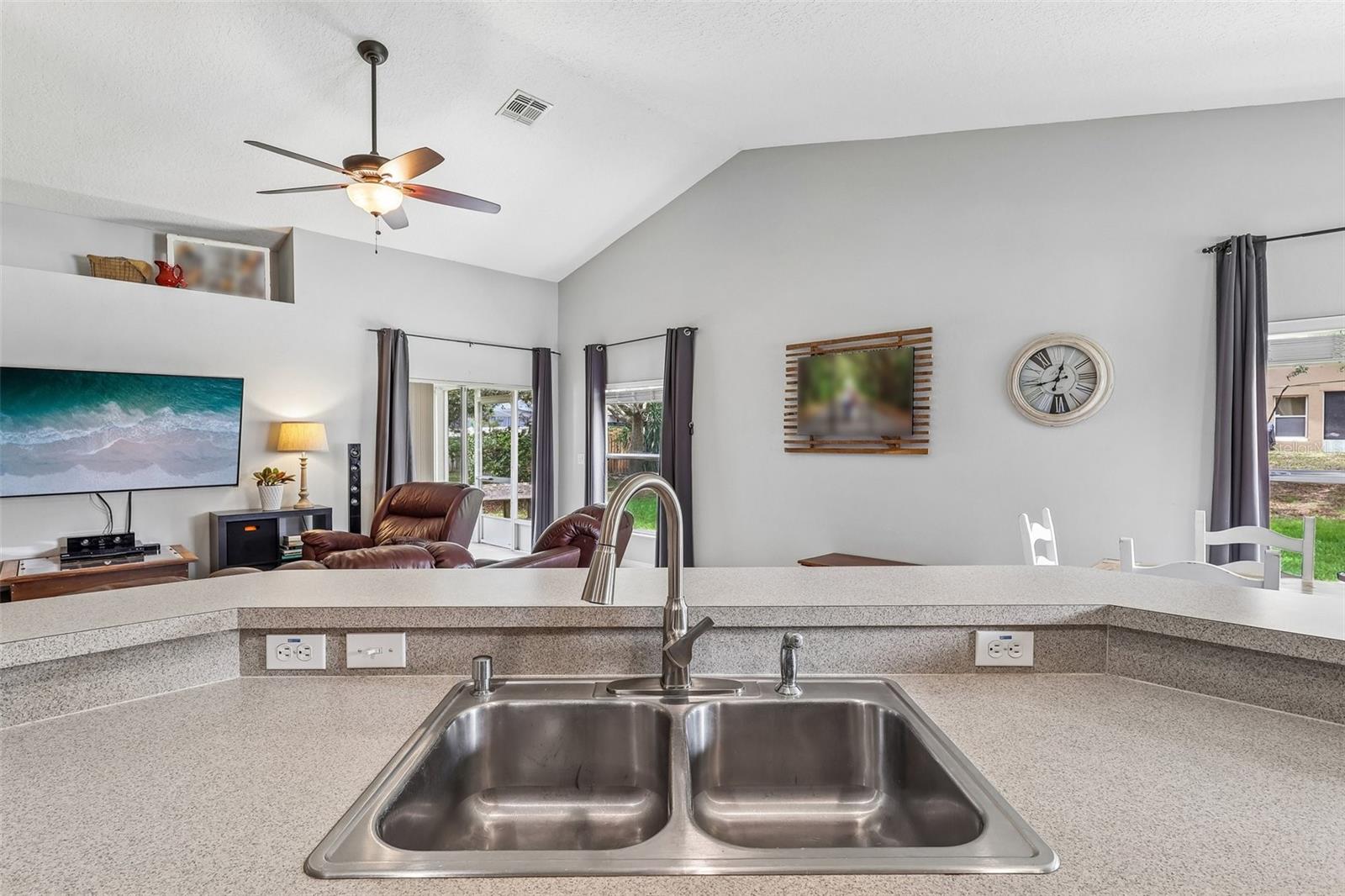 TAVARES CHELSEA OAKS - Residential