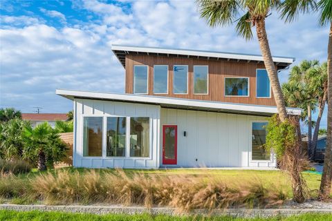 A home in PALM COAST