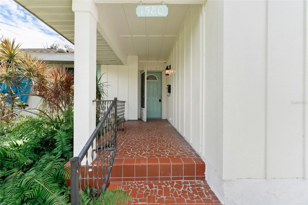 Photo of 1580 Arizona Ave NE, St Petersburg, FL 33703 (MLS # TB8397974)