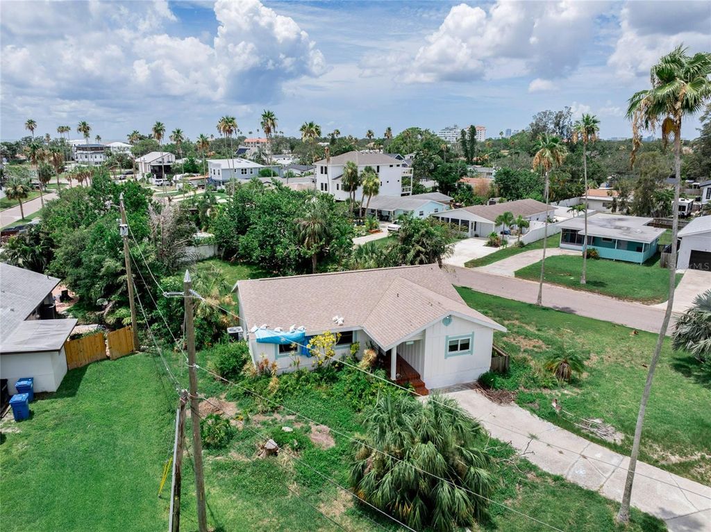 Photo of 1580 Arizona Ave NE, St Petersburg, FL 33703 (MLS # TB8397974)