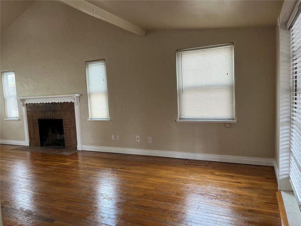 Photo of 2730 Dartmouth Avenue N, St Petersburg, FL 33713 (MLS # TB8486984)