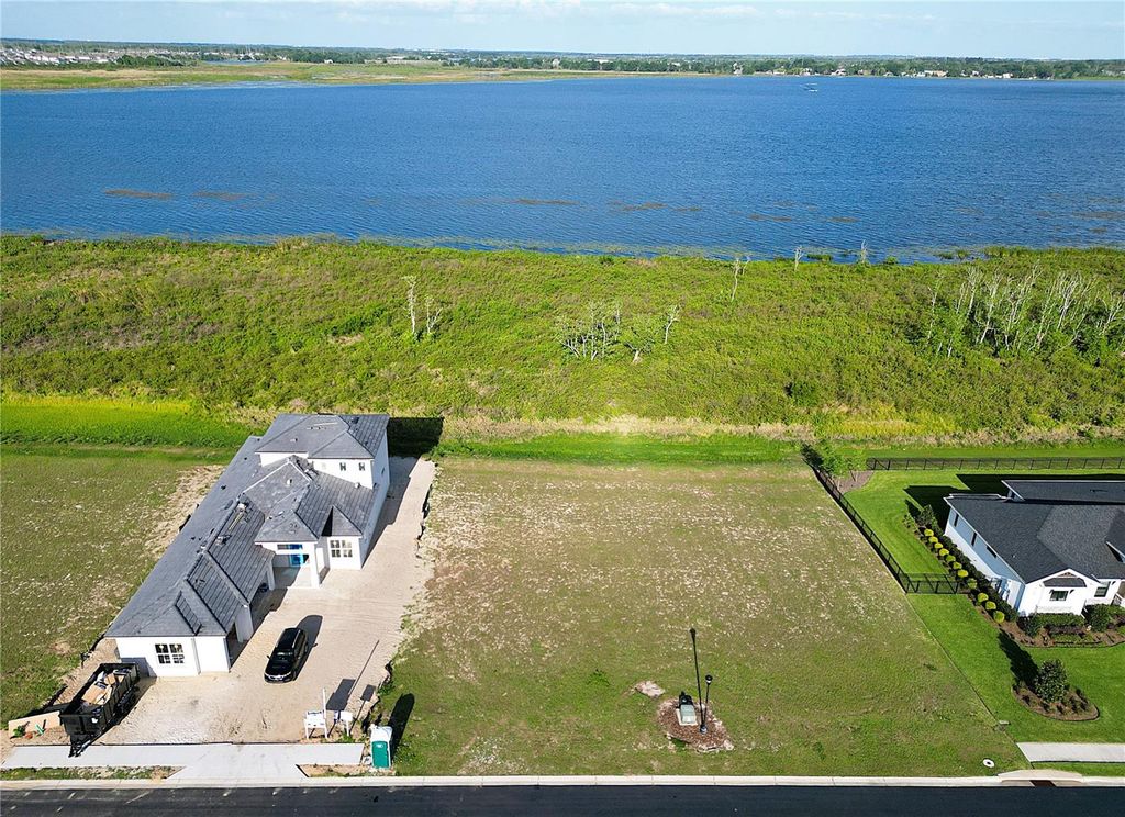 Photo of 332 Caladium Avenue, Lake Alfred, FL 33850 (MLS # L4959964)