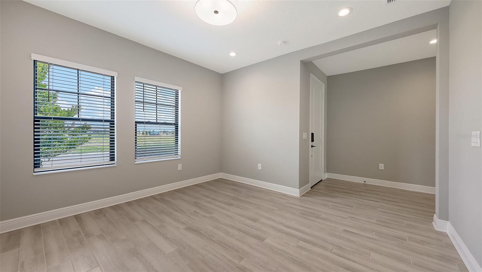 PALM GROVE AT LAKEWOOD RANCH - Residential