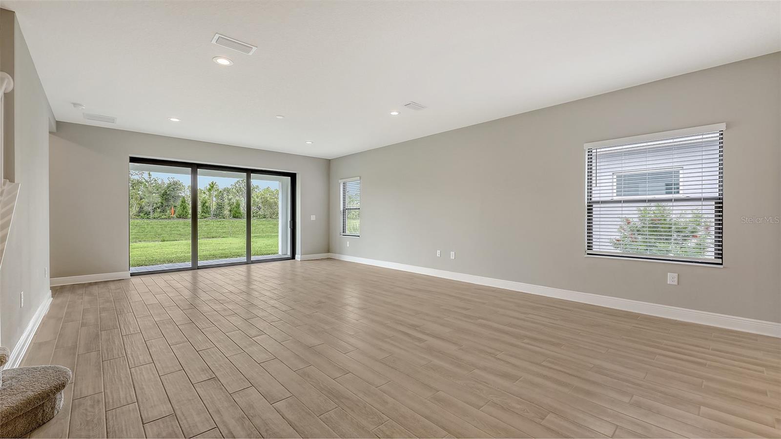 PALM GROVE AT LAKEWOOD RANCH - Residential