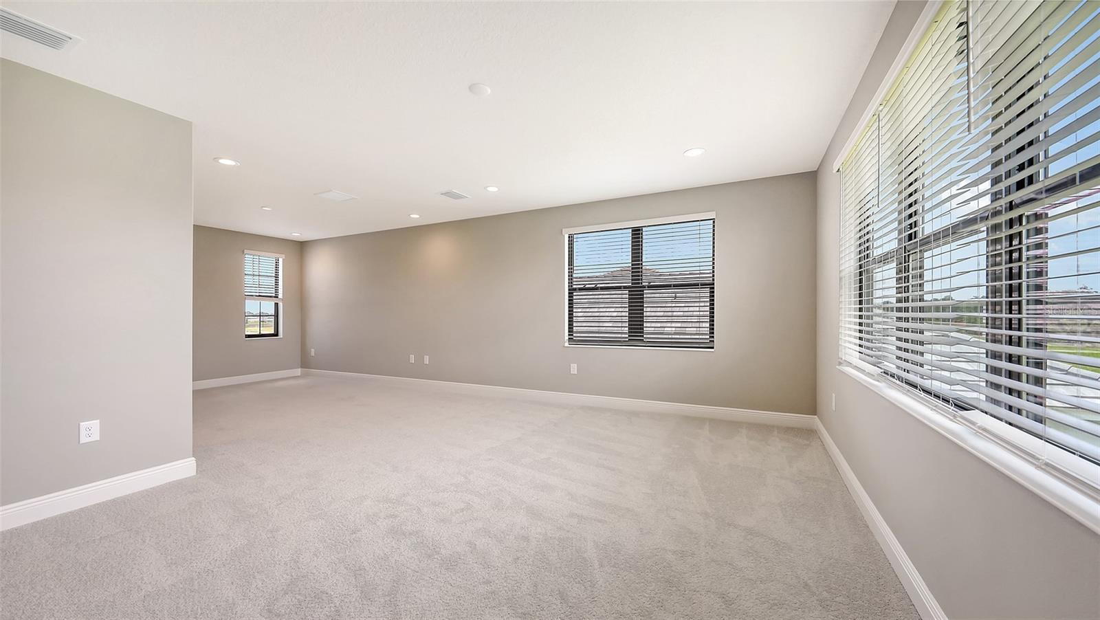 PALM GROVE AT LAKEWOOD RANCH - Residential