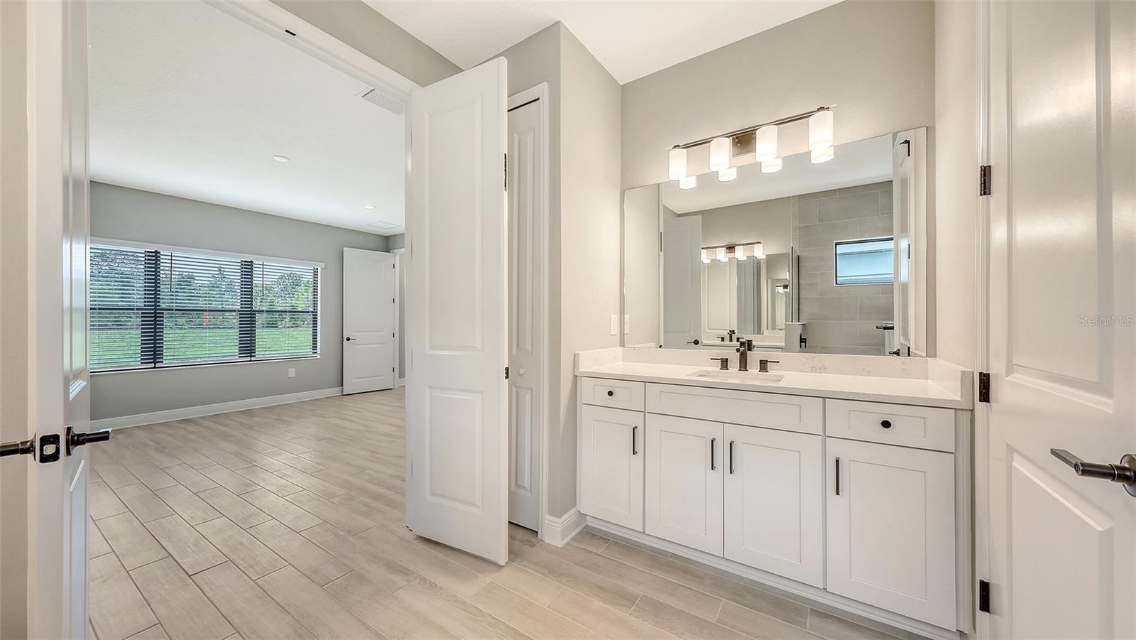 PALM GROVE AT LAKEWOOD RANCH - Residential