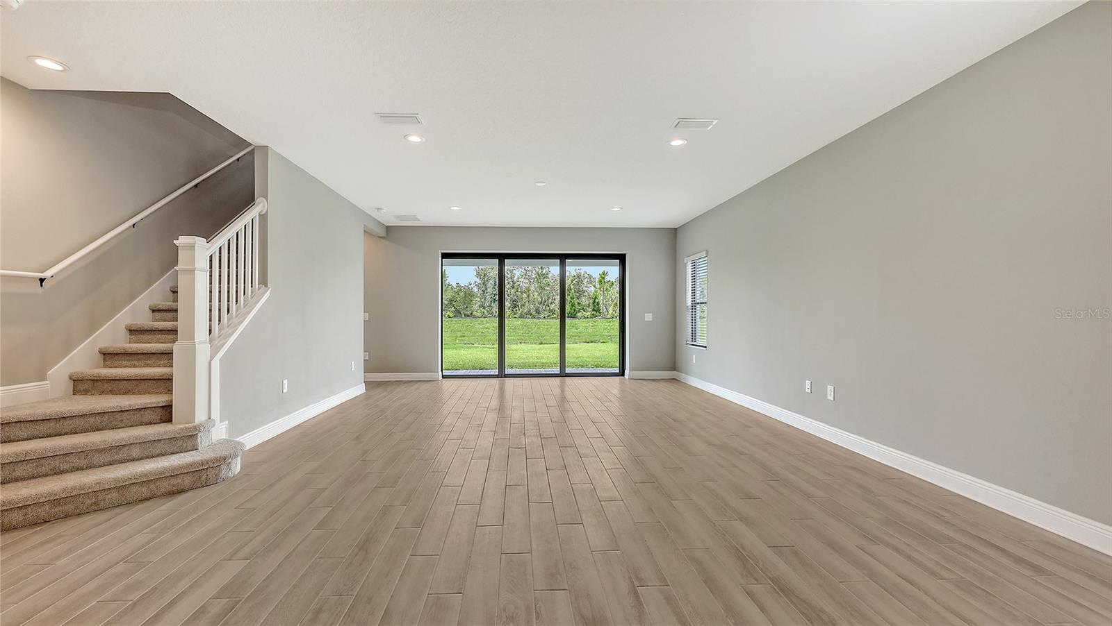 PALM GROVE AT LAKEWOOD RANCH - Residential