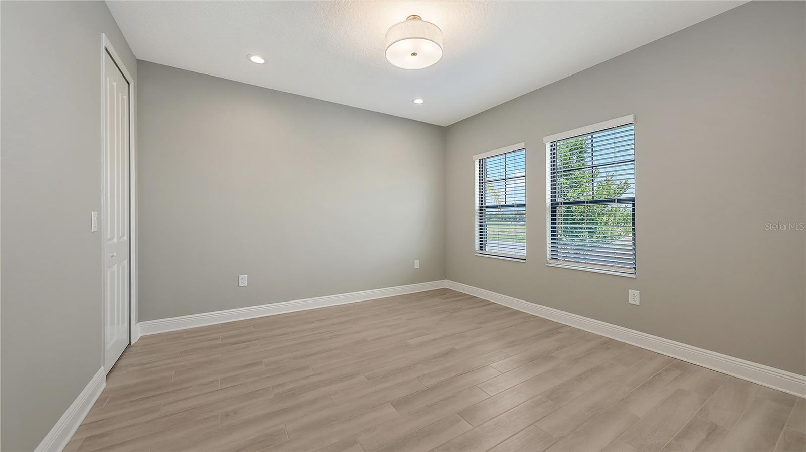 PALM GROVE AT LAKEWOOD RANCH - Residential