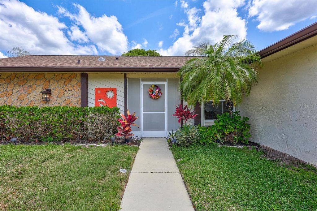 Photo of 1735 Aberdeen Court, Palm Harbor, FL 34684 (MLS # TB8493231)