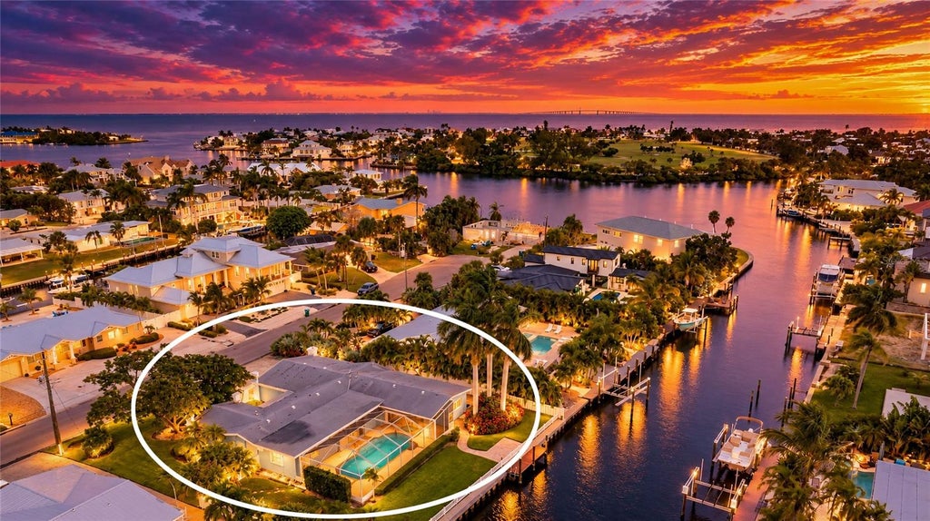Photo of 517 71st Street, Holmes Beach, FL 34217 (MLS # A4707824)
