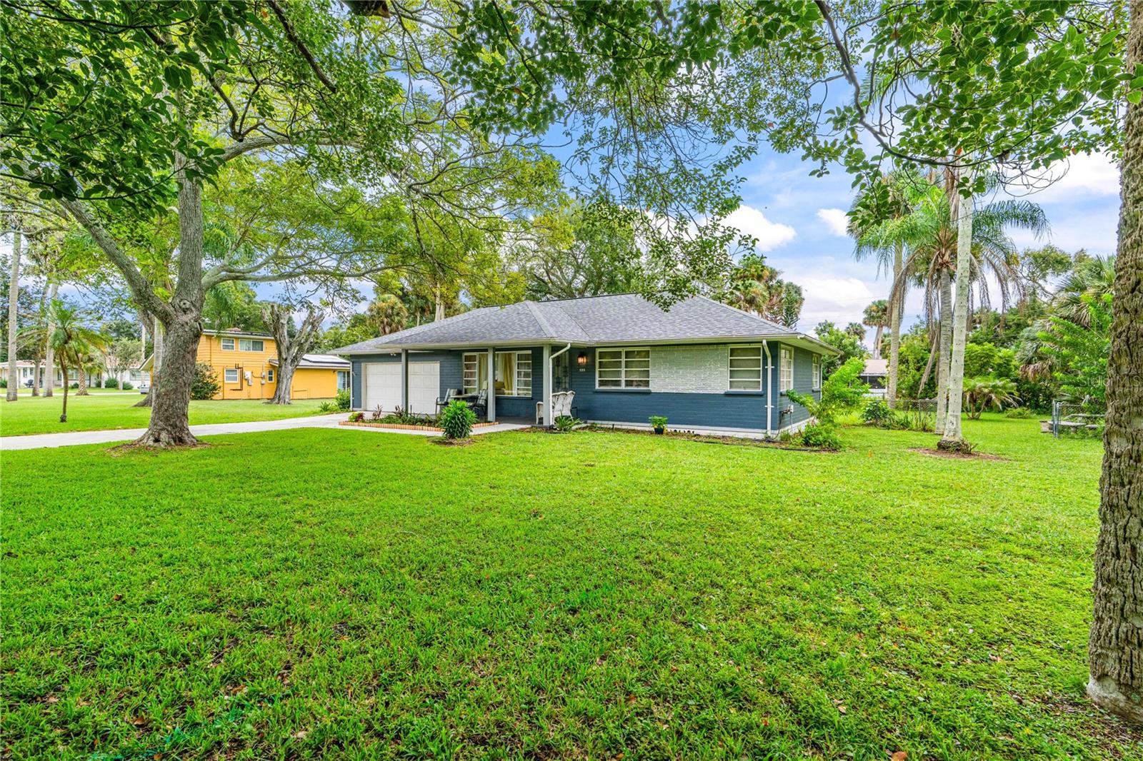 555 RIDGE BOULEVARD