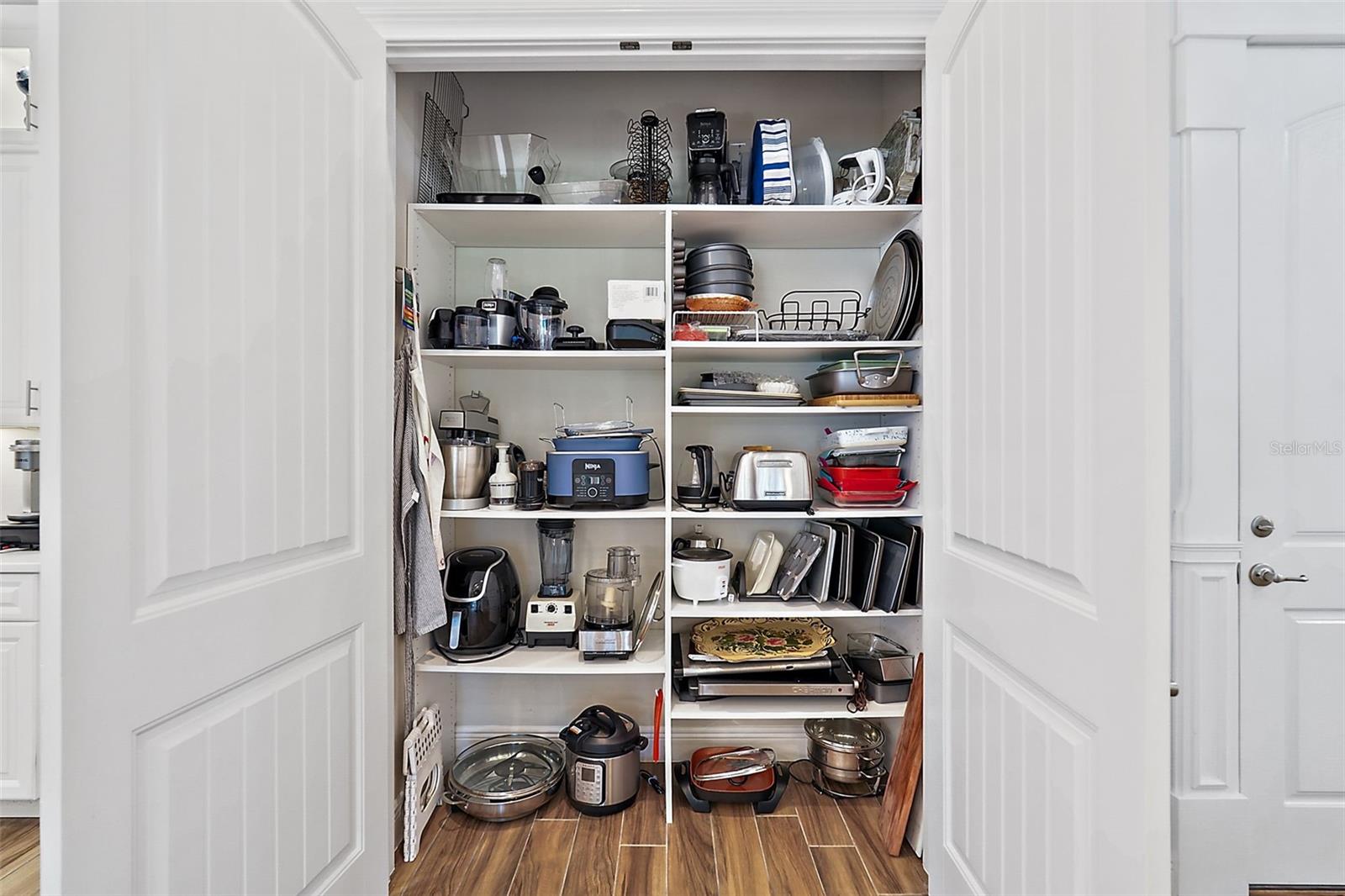 HARBOR HILLS - Residential