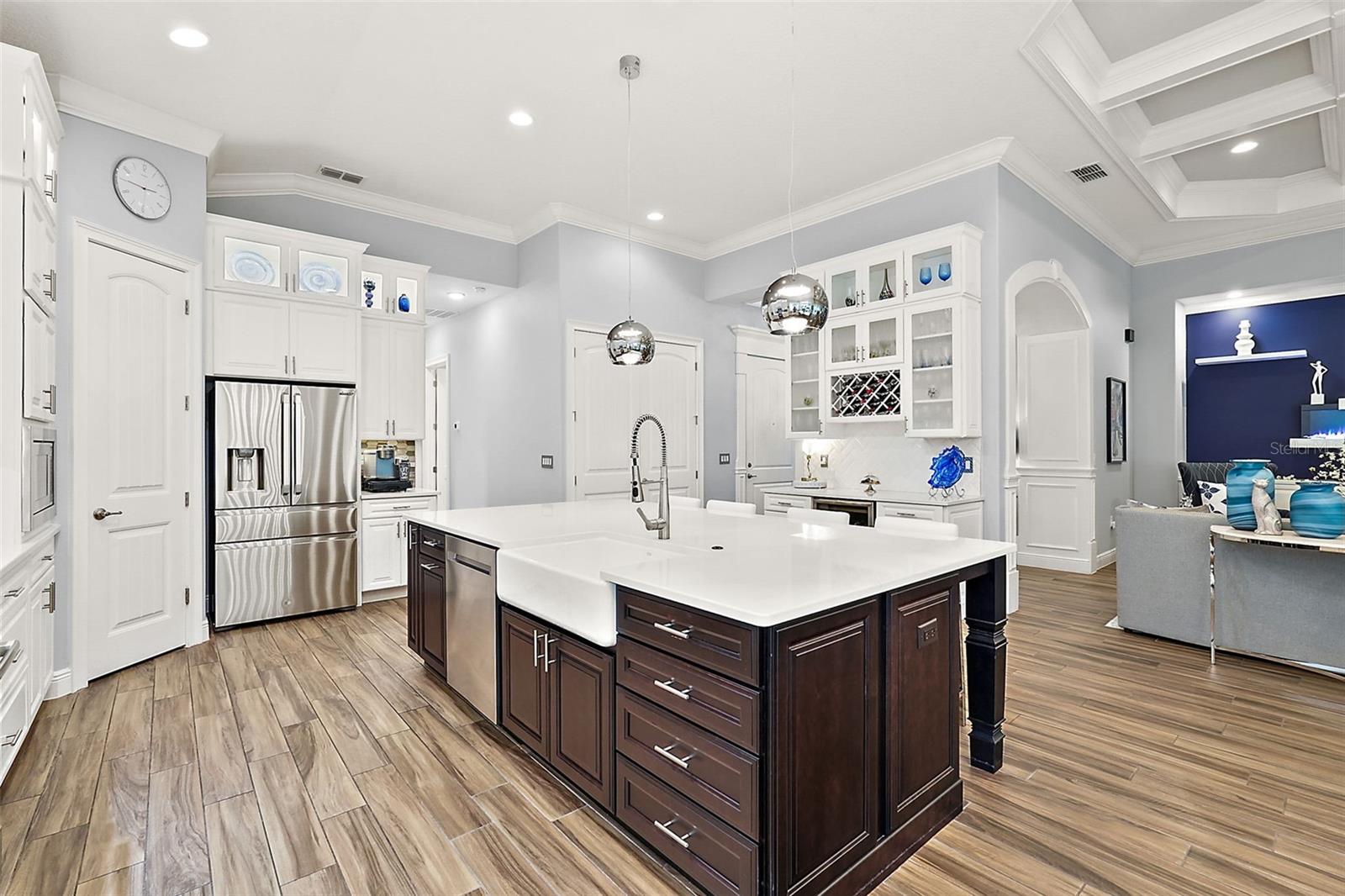 HARBOR HILLS - Residential