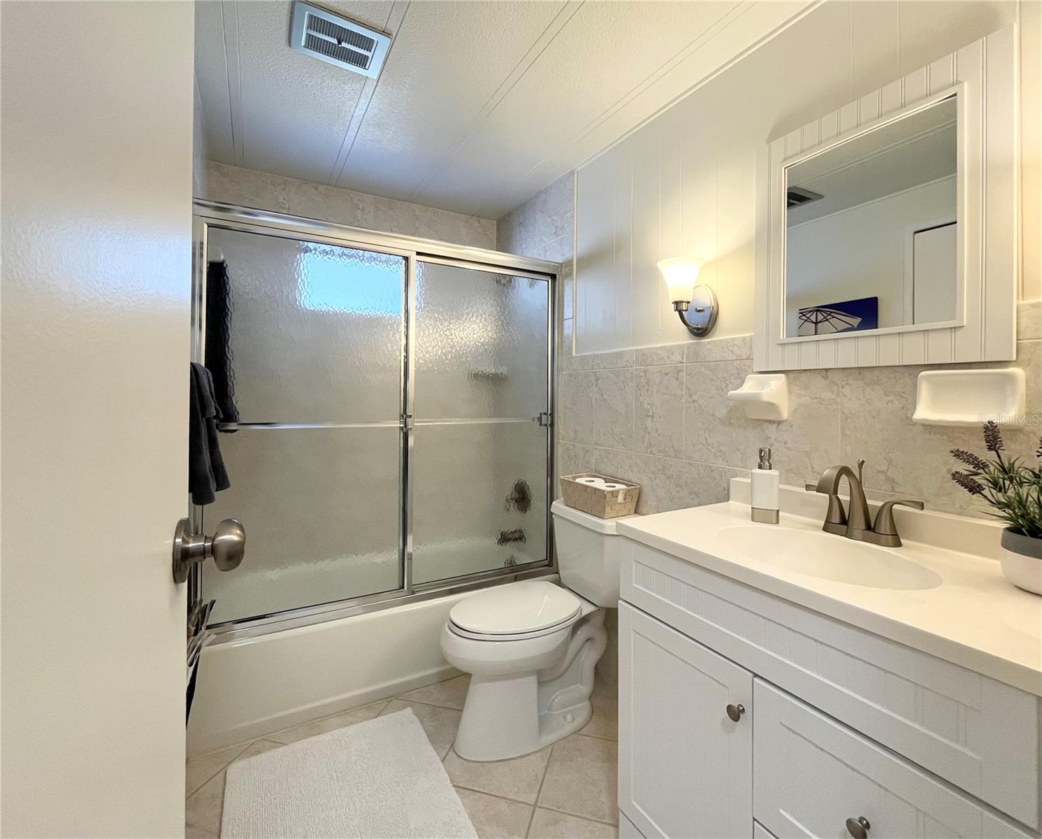 OAKWOOD MANOR - Residential