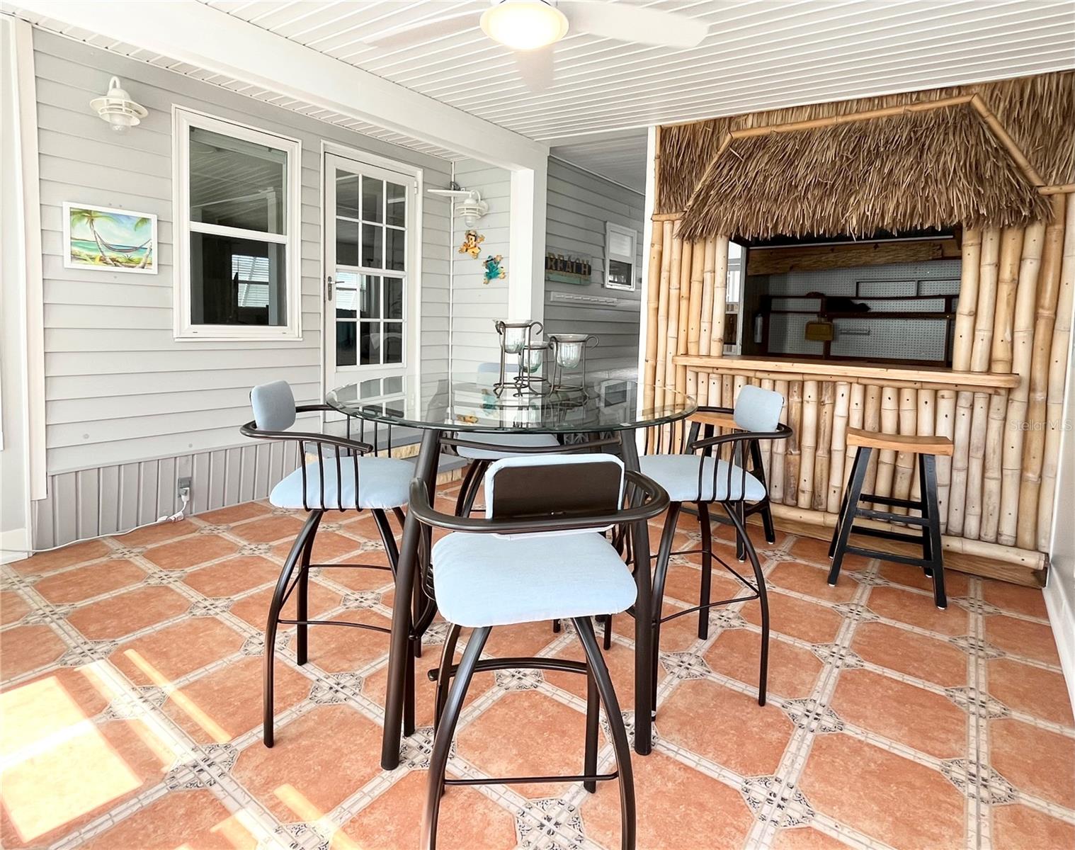 OAKWOOD MANOR - Residential