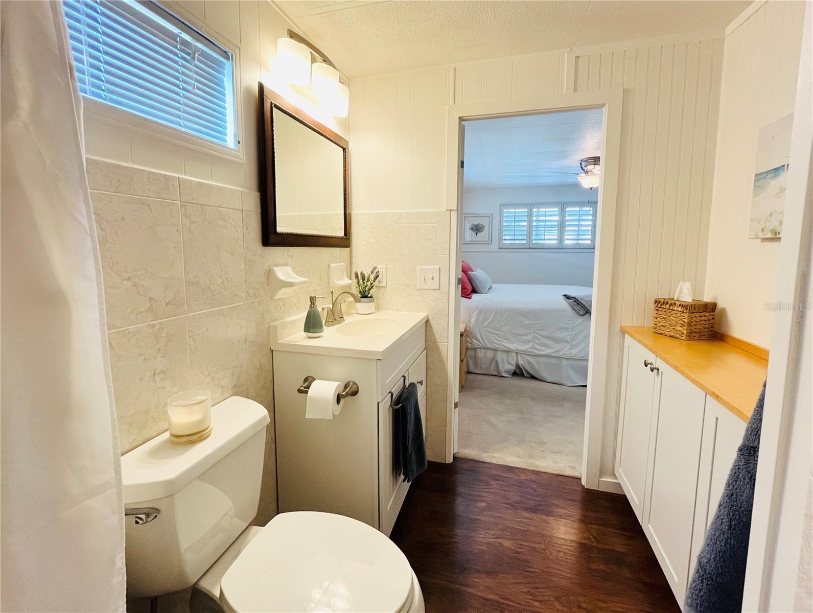 OAKWOOD MANOR - Residential